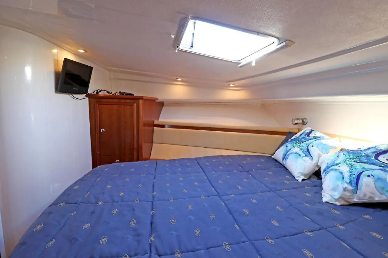 船屋 Private Yacht, We Love Our Guests Lisboa