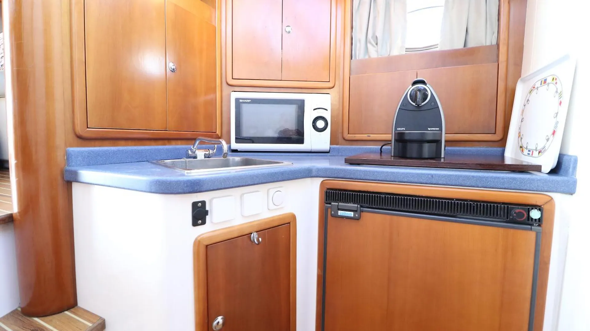 Private yacht all confort: we love our guests Lissabon 0*,